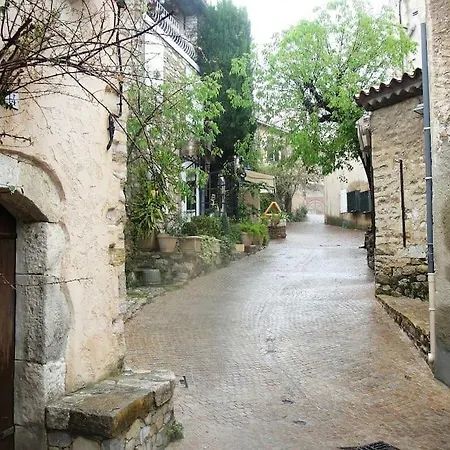 T1 De 30 M2 En Rez De Toulon